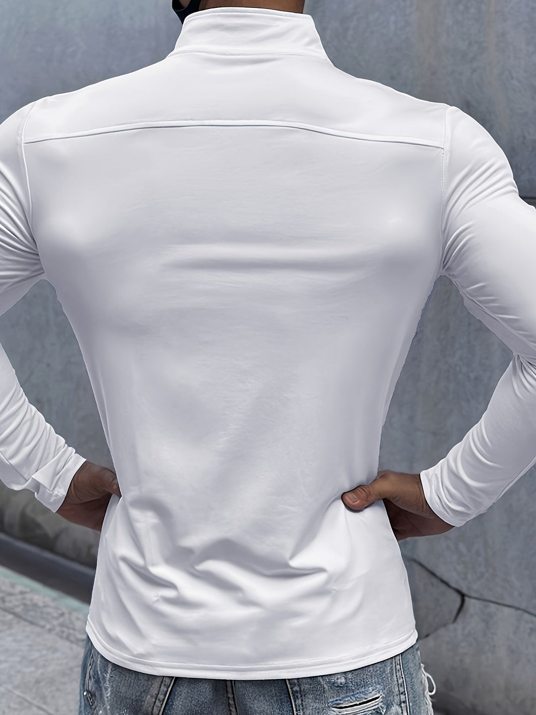 Comfortabel heren henleyshirt slim-fit, met halve rits, lange mouwen en opstaande kraag voor casual stijl.