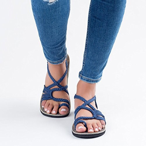 Casual platte dames sandalen met palmblad print, ideaal voor vakantie en zomerstijl.