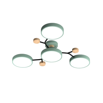 "LED plafondlamp modern Scandinavisch design, metaal en hout, artistieke lichttakken, warme en dimbare verlichting."