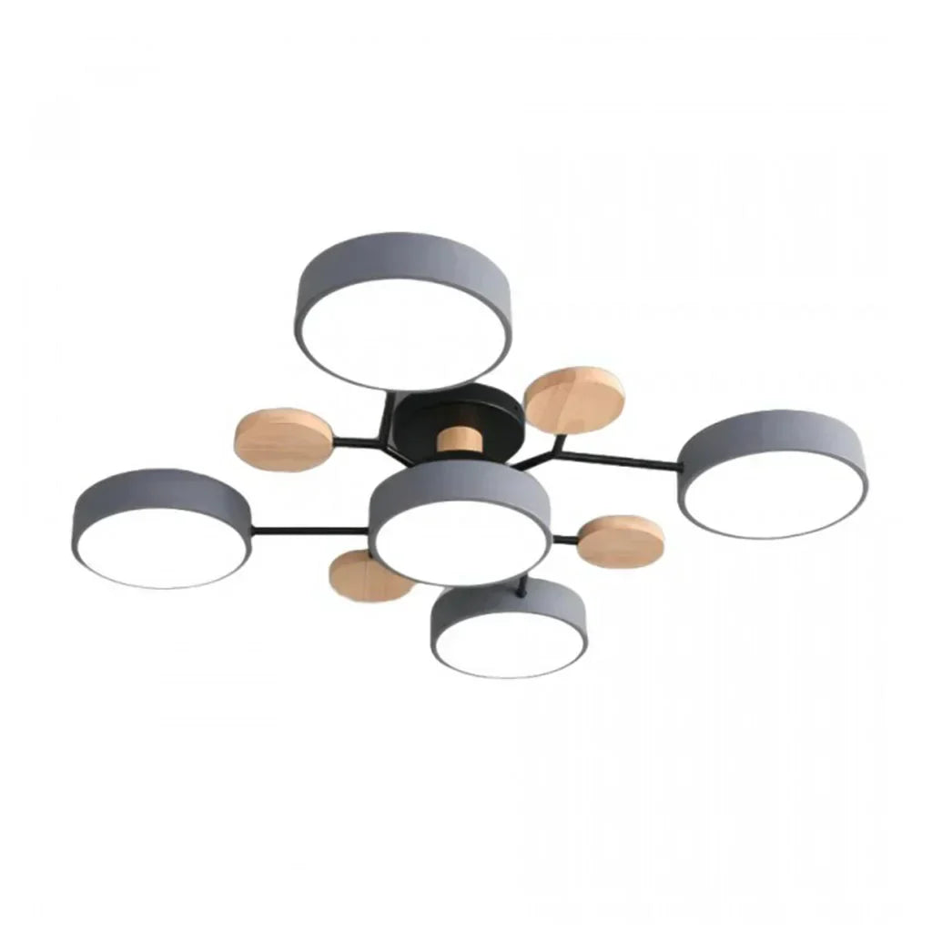 "LED plafondlamp modern Scandinavisch design, metaal en hout, artistieke lichttakken, warme en dimbare verlichting."
