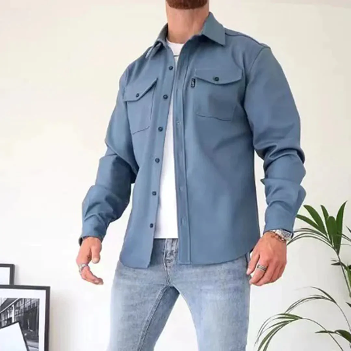 Detail van heren overhemdjas, veelzijdig overshirt met knoopsluiting, geschikt voor herfst & lente.