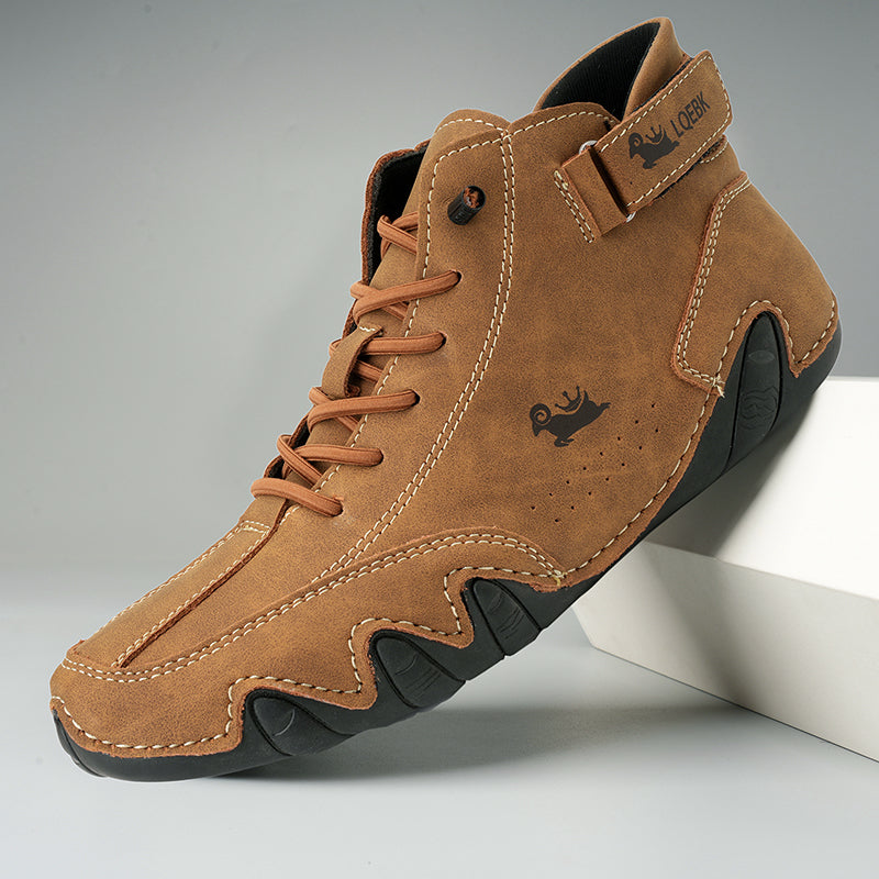 Leren orthopedische wandelschoenen heren, comfortabel en duurzaam, geschikt voor lange wandelingen, in bruin.
