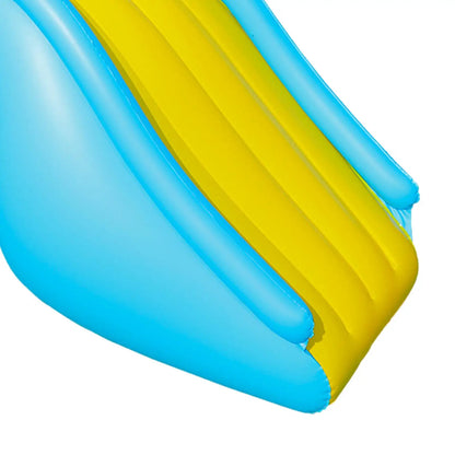 "Levendige opblaasbare kinderglijbaan van stevig PVC, kleurrijk ontwerp voor tuin- of zwembadplezier, geschikt voor 3-8 jaar.