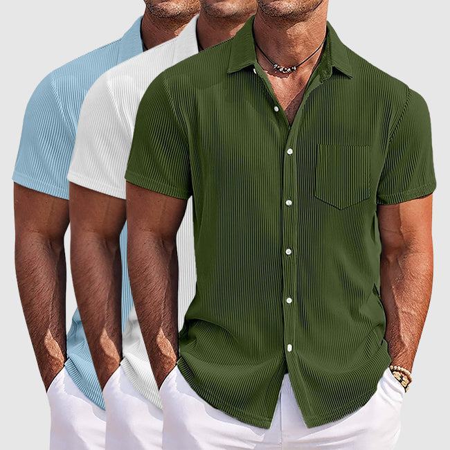 Trendy heren overhemd met korte mouw en fashionable camp collar, een essentieel item voor moderne mannen.