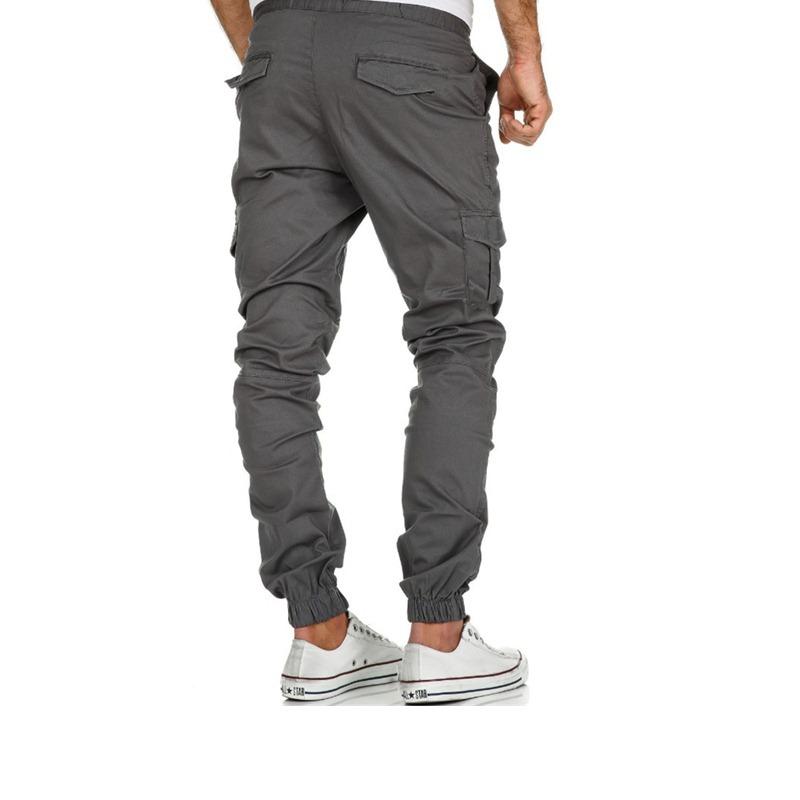 Comfortabele heren multi-pocket cargobroek, veelzijdig voor streetwear en functioneel in elke herenset.