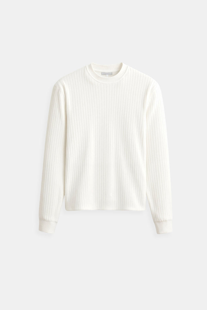 Witte geribbelde heren longsleeve trui met comfortabele ronde hals, ideaal voor herfst en winter.