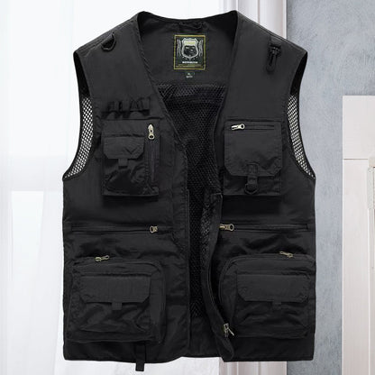 "Lichtgewicht ademend outdoorvest met meerdere zakken, ideaal voor wandelen en kamperen. Stijlvol en functioneel ontwerp."