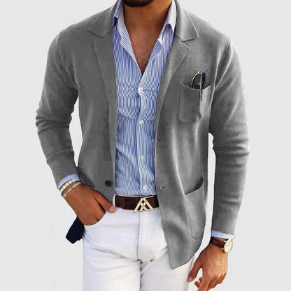 "Lichtgewicht herenvest, stijlvol en ademend, perfect voor lente en zomer, in diverse kleuren en maten, slim-fit pasvorm."