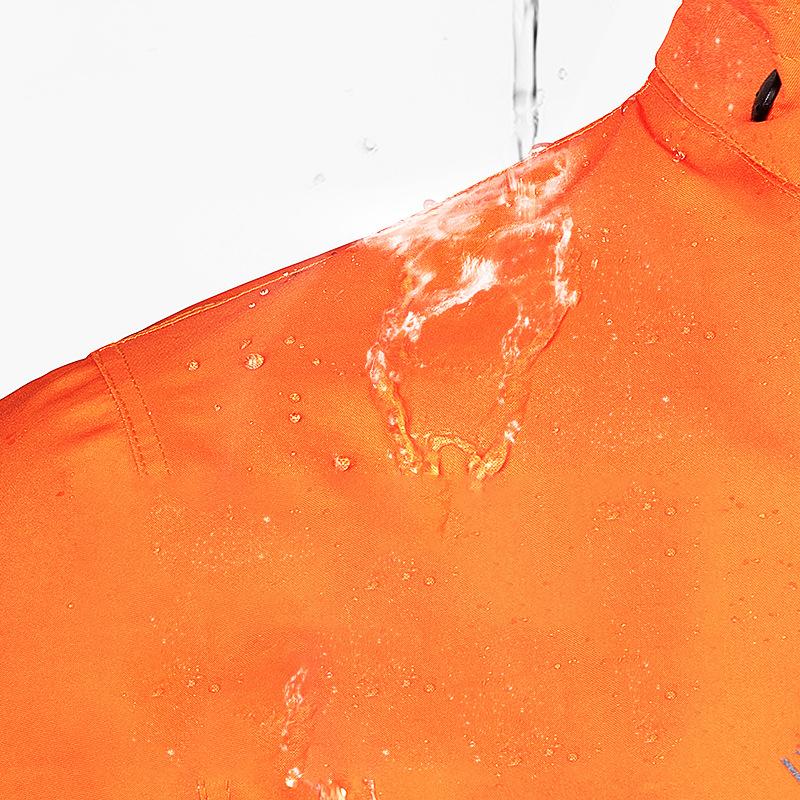 Blijf droog en comfortabel met dit waterdichte unisex regenpak. Essentieel voor outdoor avonturen bij elk weer.