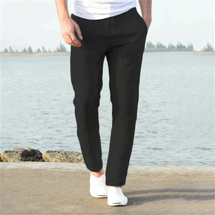 Ademende linnen zomerbroek voor heren, casual en comfortabel. Perfect voor zomerse strand- en vakantiedagen.