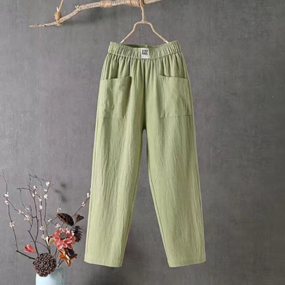 Linnen broek elegante stof en elastische taille, ideaal voor zomerse dagen, biedt comfort en een stijlvolle pasvorm.