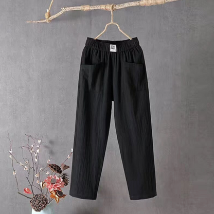 Linnen broek elegante stof en elastische taille, ideaal voor zomerse dagen, biedt comfort en een stijlvolle pasvorm.