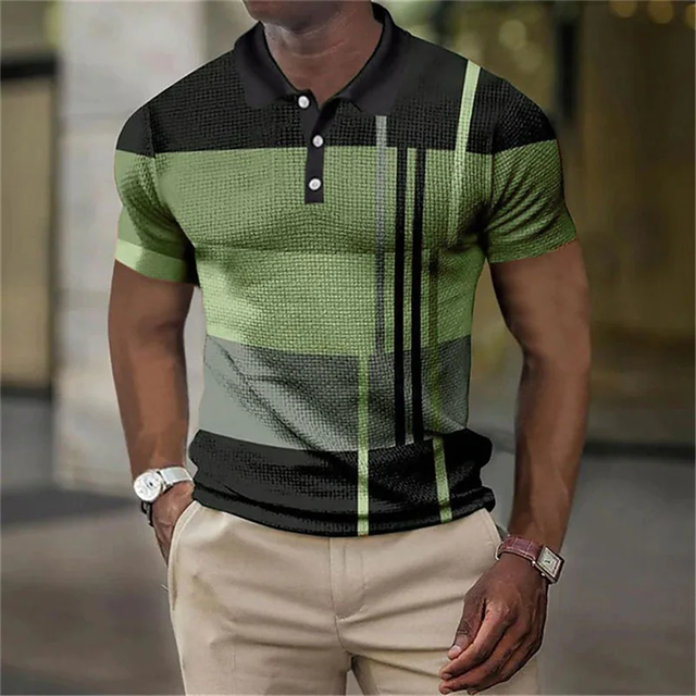 Comfortabel heren poloshirt in diverse kleuren en grote maten, ideaal voor een stijlvolle, casual look.
