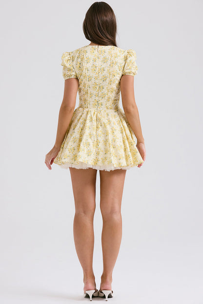 "Luchtige mini jurk met bloemenprint, V-hals en A-lijn silhouet, ideaal voor zonnige dagen in damesmode."