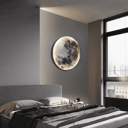 "Lunatic maandlamp met realistisch maanoppervlak, dimbaar LED-licht, wandmontage, ideaal voor sfeervolle verlichting."
