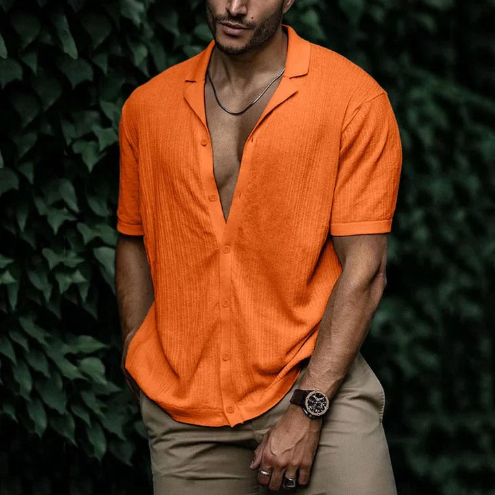 Trendy gebreid heren shirt. De perfecte bovenkleding voor ademend en stijlvol comfort op warme dagen.