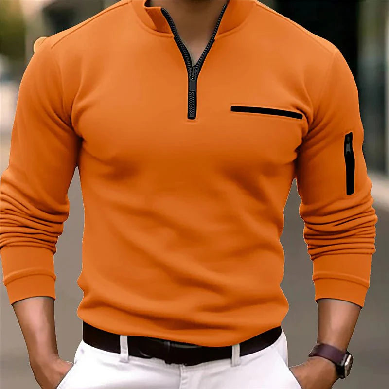 Witte getailleerde heren kwartrits polo. Een essentieel, comfortabel kledingstuk voor de lente en zomer.