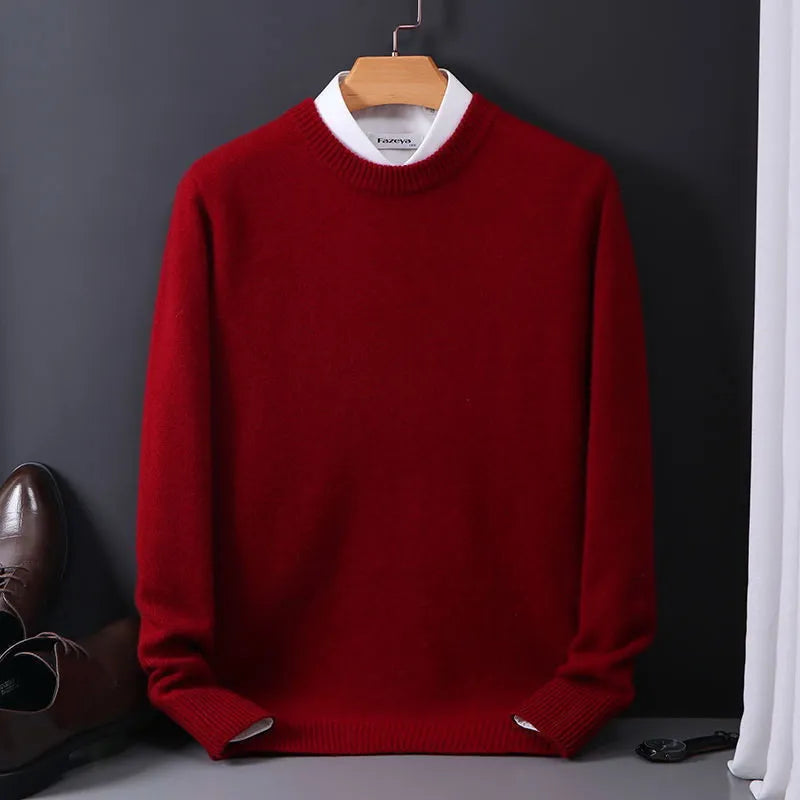 "Luxe kasjmier pullover heren, marineblauw, regular fit, elegant ontwerp voor comfort en stijl."