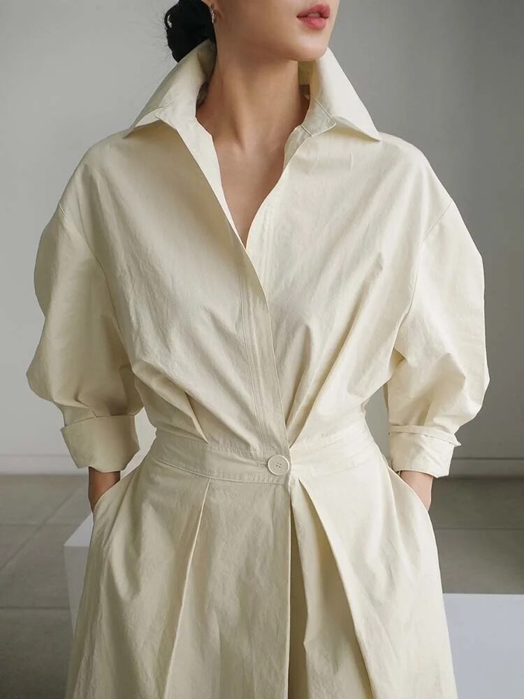 Dames maxi jurk met lange mouwen, elegante keuze voor avondkleding en feesten.