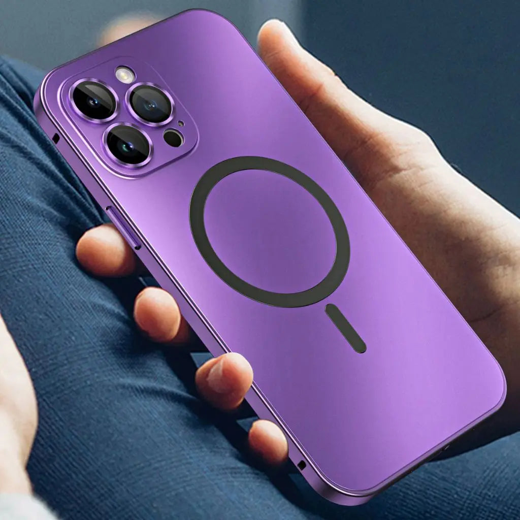 Robuust magnetisch iPhone hoesje, anti-val gecertificeerd, krasbestendig, voor langdurig gebruik.