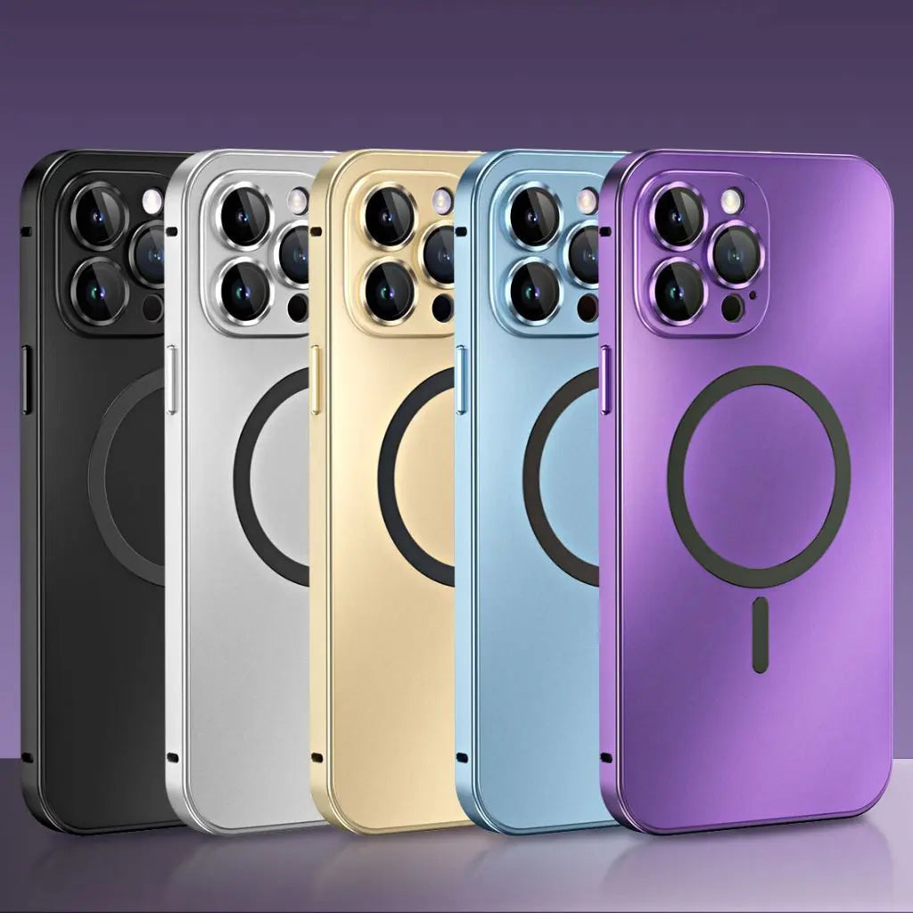 Luxe magnetisch telefoonhoesje voor iPhone, MagSafe-compatibel, slank en krasbestendig design.