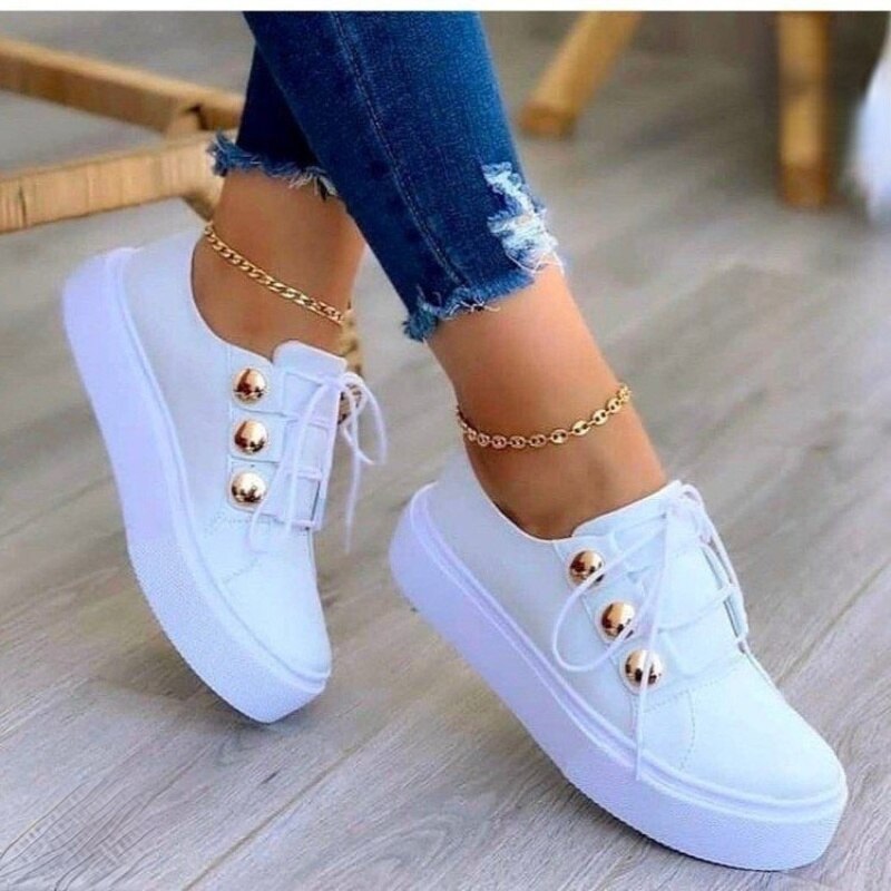 Gouden KaatjesSneaks dames sneakers, fashion schoenen met dikke zool. Trendy en comfortabel voor een stijlvolle outfit.