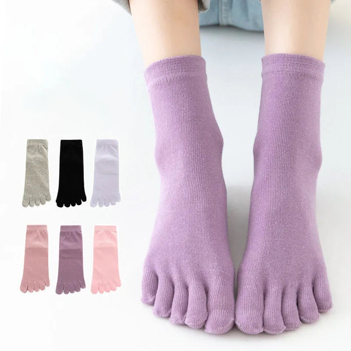 Zwarte effen dames teensokken, comfortabel en warm, ideaal voor boots.