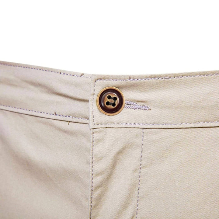 Stijlvolle heren zomershorts van chino stof, een comfortabele en trendy korte broek voor herenmode.