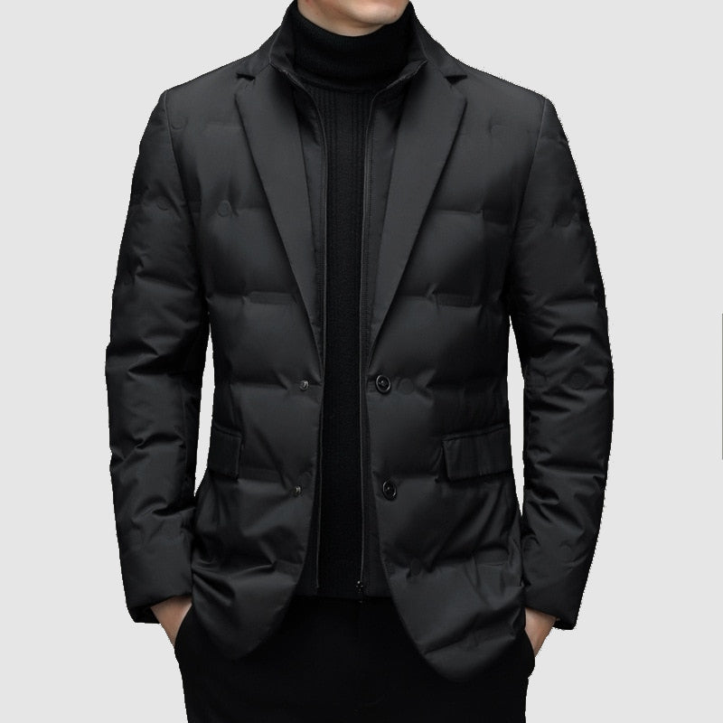 Zwarte luxe heren parka jas, gevoerd voor warme winterdagen. Stijlvolle bovenkleding voor buiten.