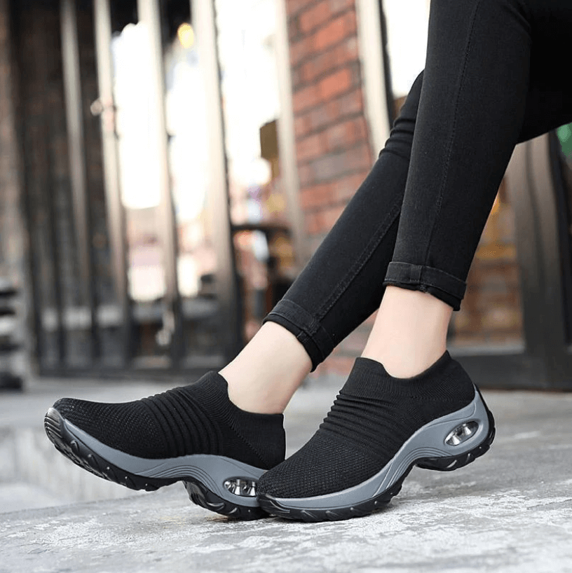 Dames comfort sneakers, ademende stof maakt ze ideaal voor lange wandelingen.