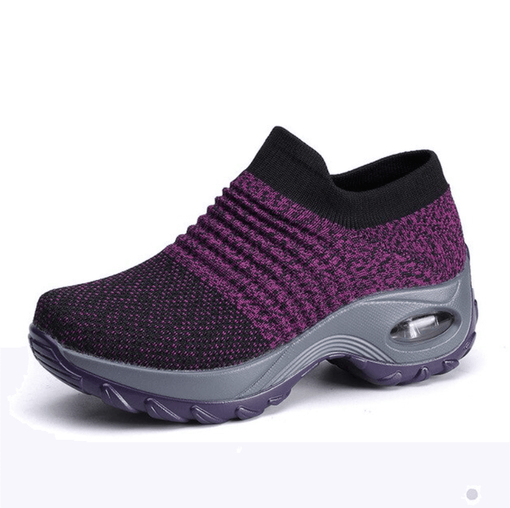 Zwarte dames sok sneakers, lichtgewicht en flexibel voor dagelijks gebruik.