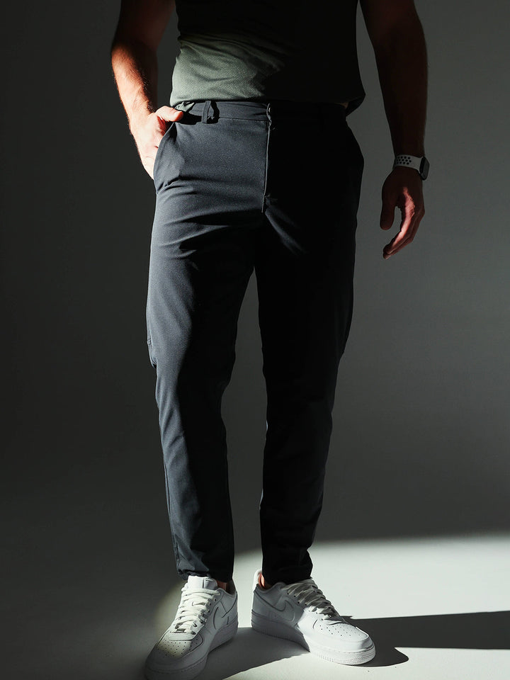 Elegante slim fit chino broek voor heren, perfect voor kantoor of speciale events.