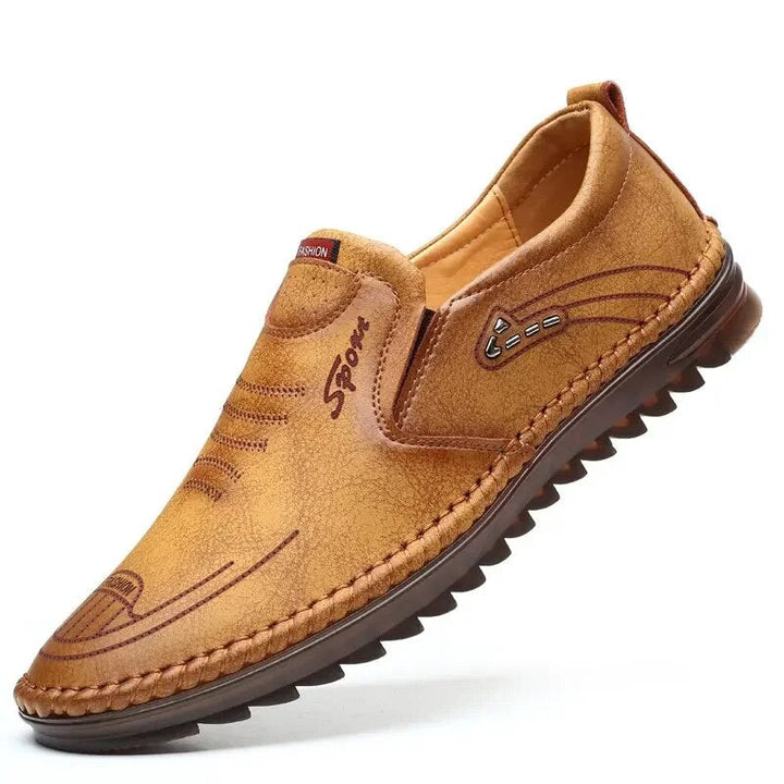 Leren heren loafers, instapschoenen met antislipzool, ideaal als comfortabele en stijlvolle reisschoenen.