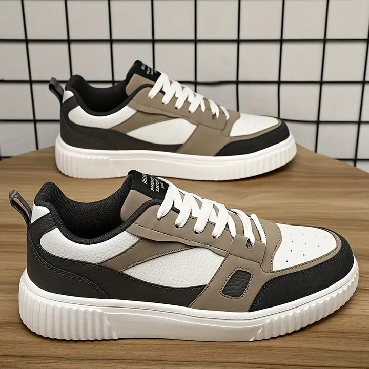 Khaki heren vetersneakers met Italiaanse flair, bieden comfort en stijl voor casual outfits & streetwear.