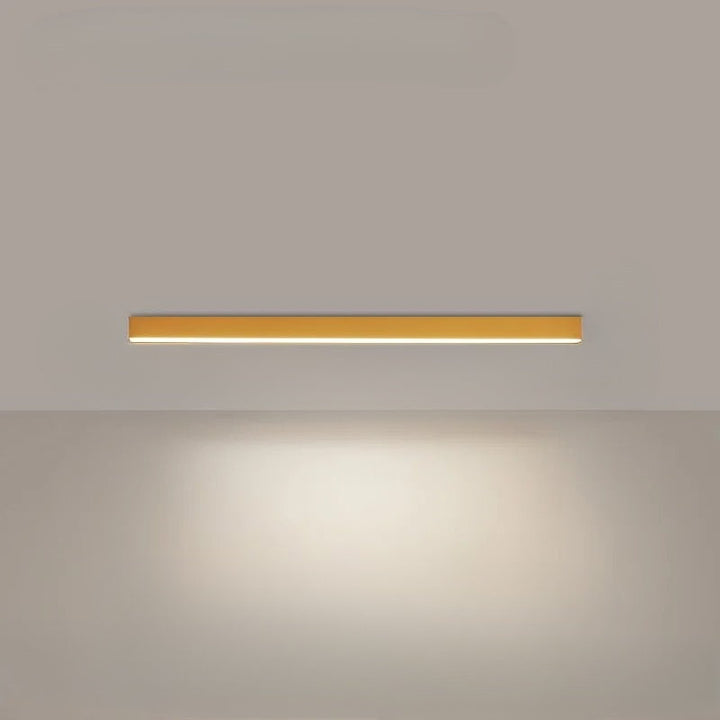 Stijlvolle LED plafondlamp voor woonkamer of kantoor, met koud wit licht voor focus.