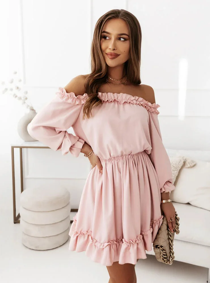 Elegante dames zomerjurk met vrolijke ruches, perfect voor een stijlvolle look.