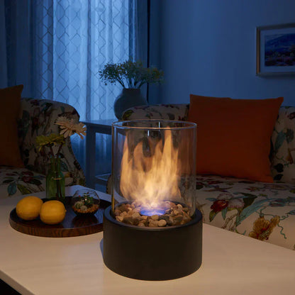 "Moderne draagbare geurloze tafelhaard met echte vlammen, elegant glazen ontwerp, geschikt voor binnen- en buitengebruik."