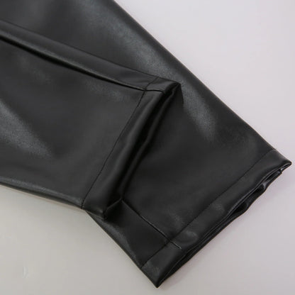 "Moderne skinny fit leren broek voor heren, zwart, elasticiteit voor comfort, gestroomlijnde look, punk-stijl."
