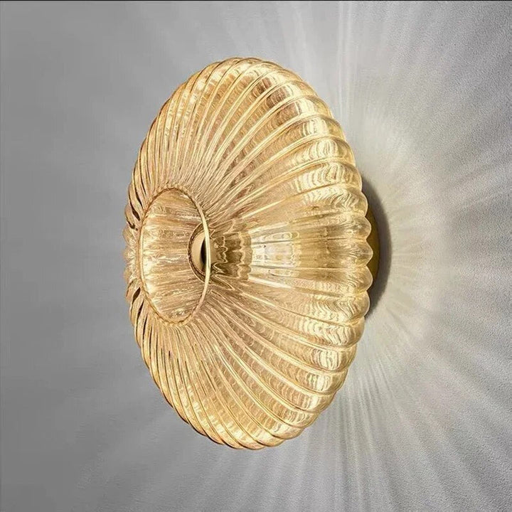 Minimalistische LED wandlamp, perfect voor energiezuinige binnenverlichting en een rustgevende sfeer.