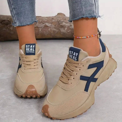 "Modieuze dames chunky sneakers met antislipzool, lichtgewicht ontwerp en ademend materiaal voor dagelijks comfort en stijl."