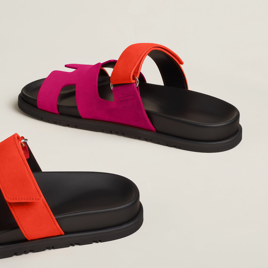 Dagelijkse heren sandalen, comfortabele instappers, perfect voor casual look.