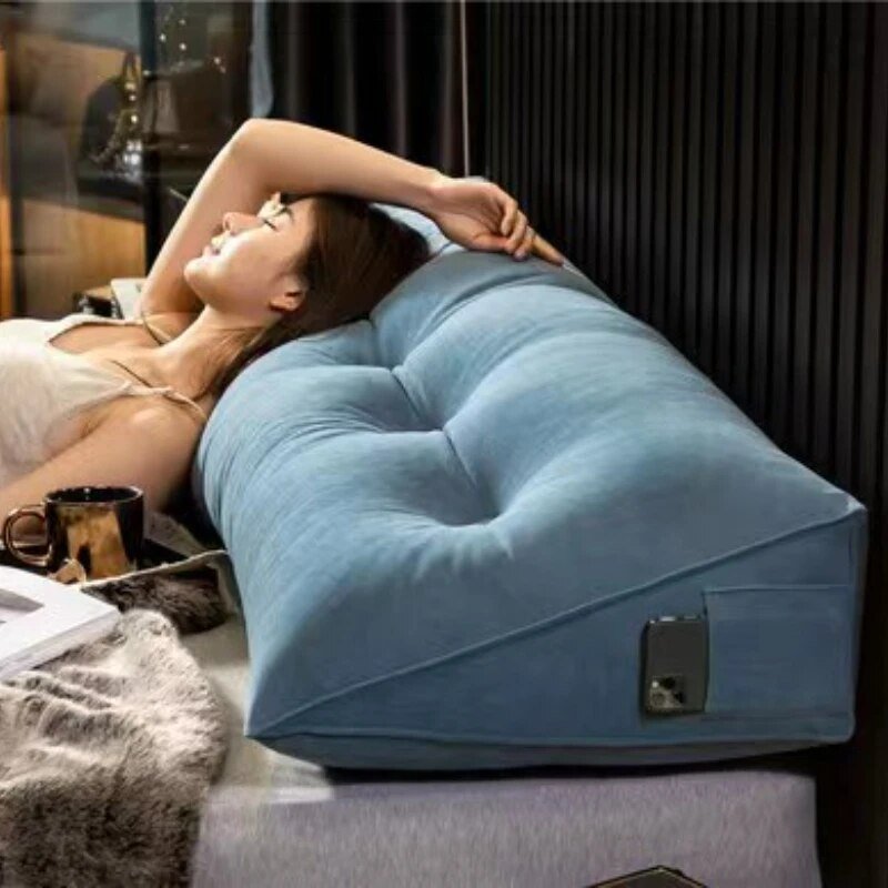 Ergonomisch rugsteunkussen voor optimale comfort in bed, voorkomt rug- en nekklachten effectief.