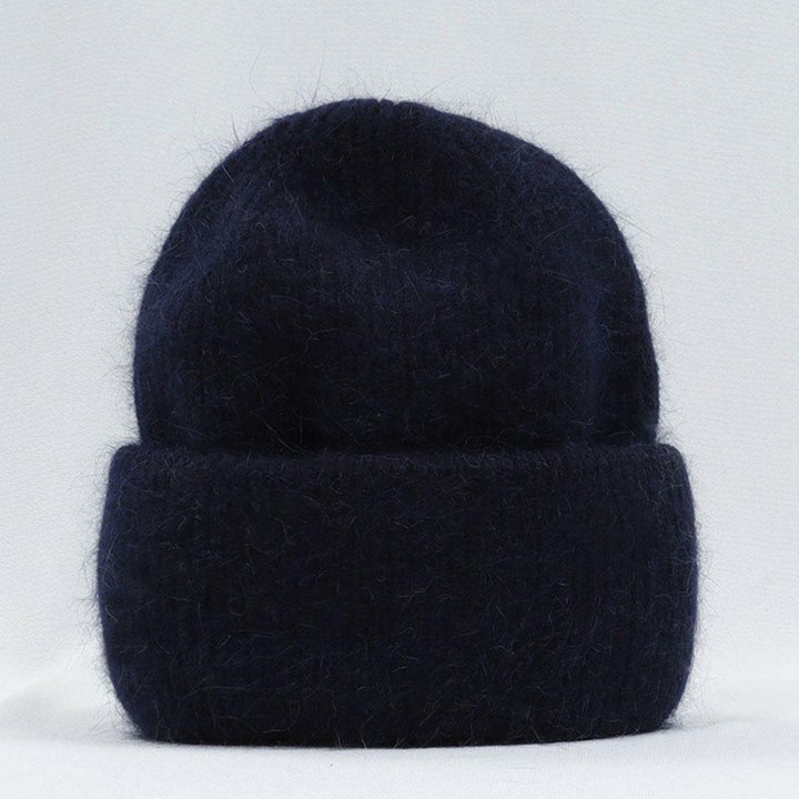 Comfortabele dames muts van hoogwaardig konijnenbont. Essentieel voor een warme wintergarderobe.