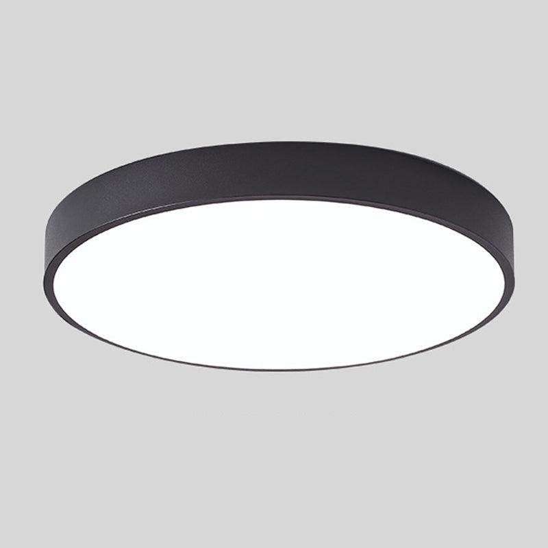 Blauwe Macaroon plafondlamp, trendy Scandinavisch design voor een frisse woonkamer.