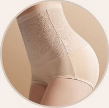 Comfortabele naadloze dames shapewear; ademend materiaal voor slankmakend figuur zonder knellen.