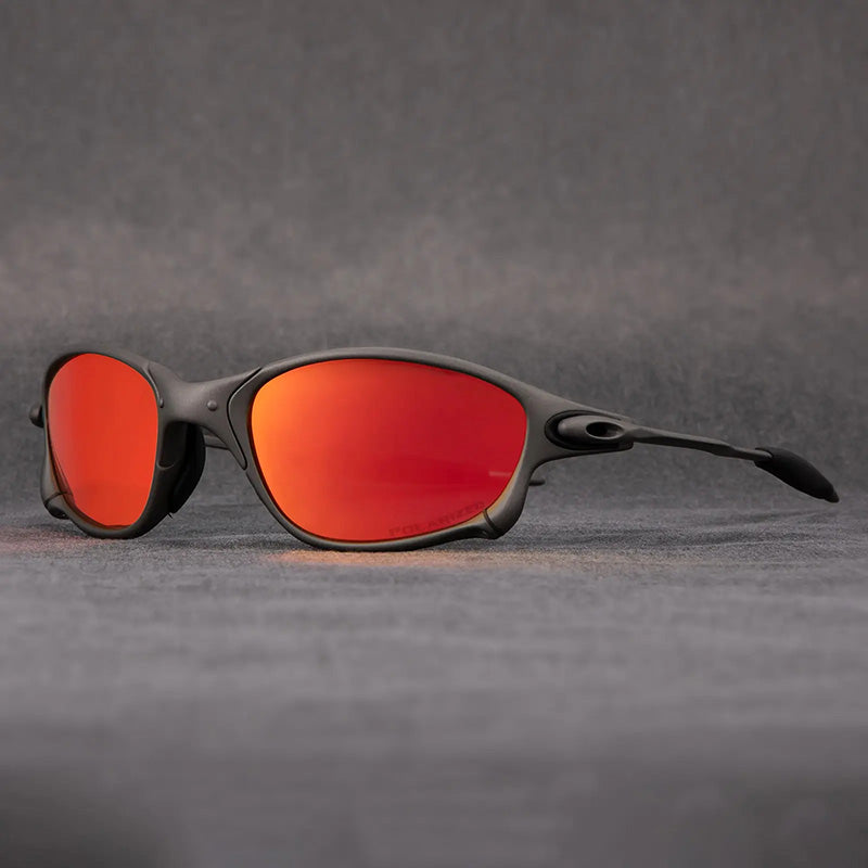 Unisex zonnebril, gepolariseerd en UV400 beschermd. Perfect voor sport en vrije tijd.