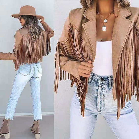 Trendy damesjas van suède met franjes, comfortabel en stijlvol voor herfst- en winterdagen.