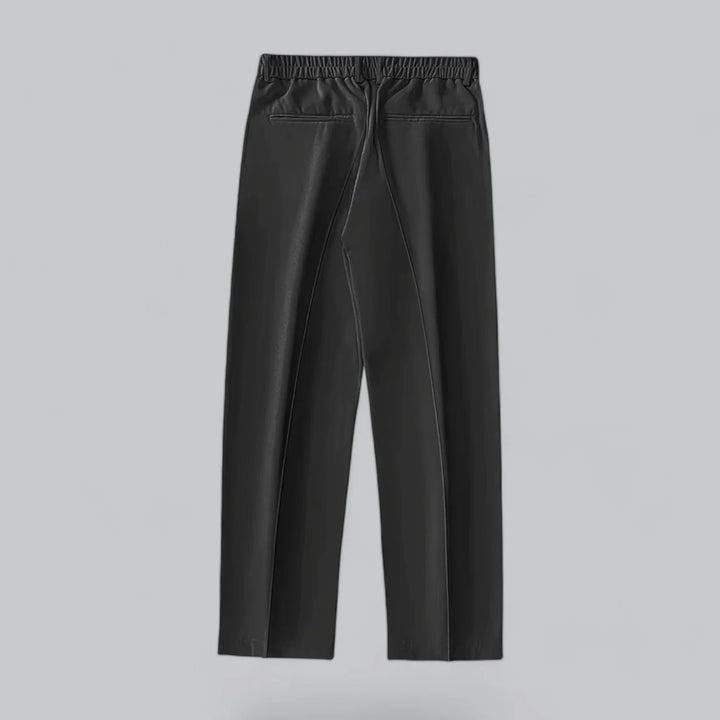 Trendy heren broek met wijde pijpen. Comfortabel, stijlvol en veelzijdig voor de moderne man.