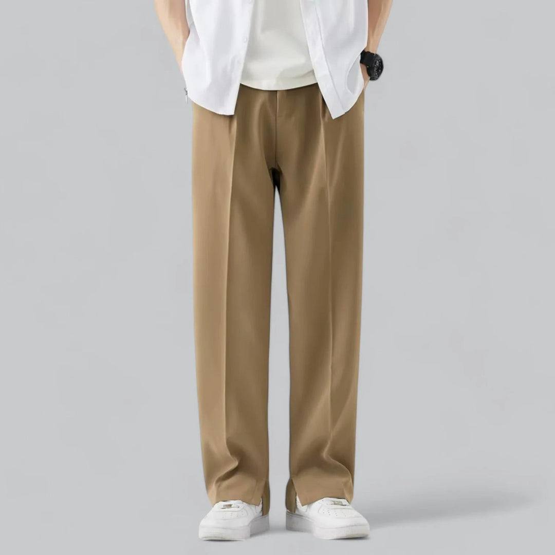 Heren broek met wijde pijpen, stijlvol & comfortabel. Ideaal voor casual herenmode.