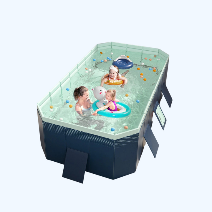 Opvouwbaar kinderzwembad van PVC voor gemakkelijk zomerplezier; ideaal voor tuin of terras.